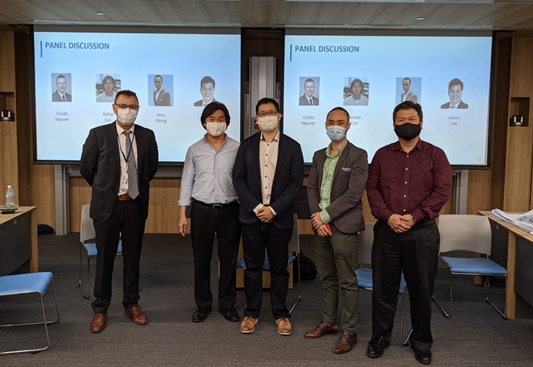 Seminar-Group-Photo
